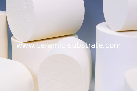 Beli Catalyst Dukungan Cordierite Honeycomb Keramik Putih Untuk TWC online manufacture