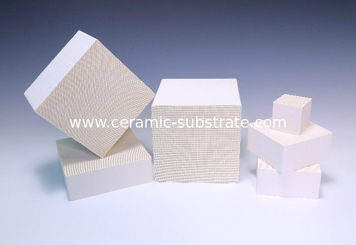 Al2O3 Catalyst Honeycomb Keramik Substrat Putih Untuk Industri VOC
