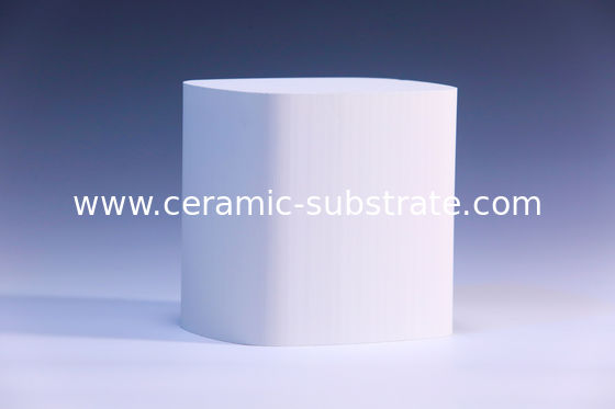 Cordierite Honeycomb Ceramic Catalyst Substrat Untuk Pemurni Gas Buang Mobil